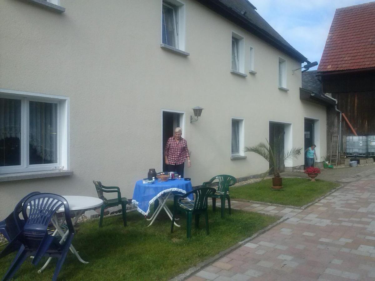 -Am Fuss Zum Zittauer Gebirge- Apartment Hainewalde Exterior photo